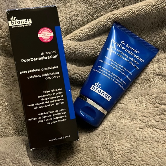 Dr. Brandt PoreDermabrasion Exfoliator - Picture 1 of 3